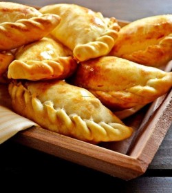 Empanadas Capresse Congeladas (6 unidades) ESTADIO