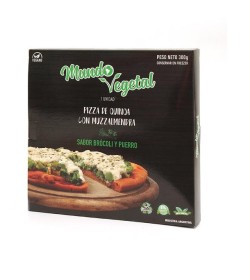 Pizza de quinoa con muzzalmendra brocoli y puerro Mundo Vegetal